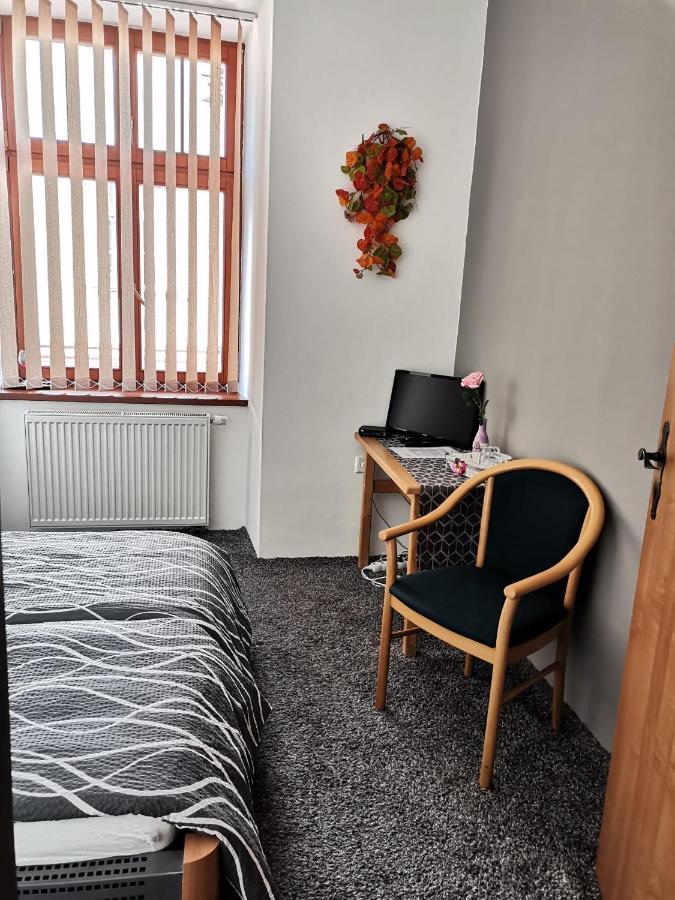 Excalibur Penzion A Restaurace Moravská Třebová Eksteriør bilde